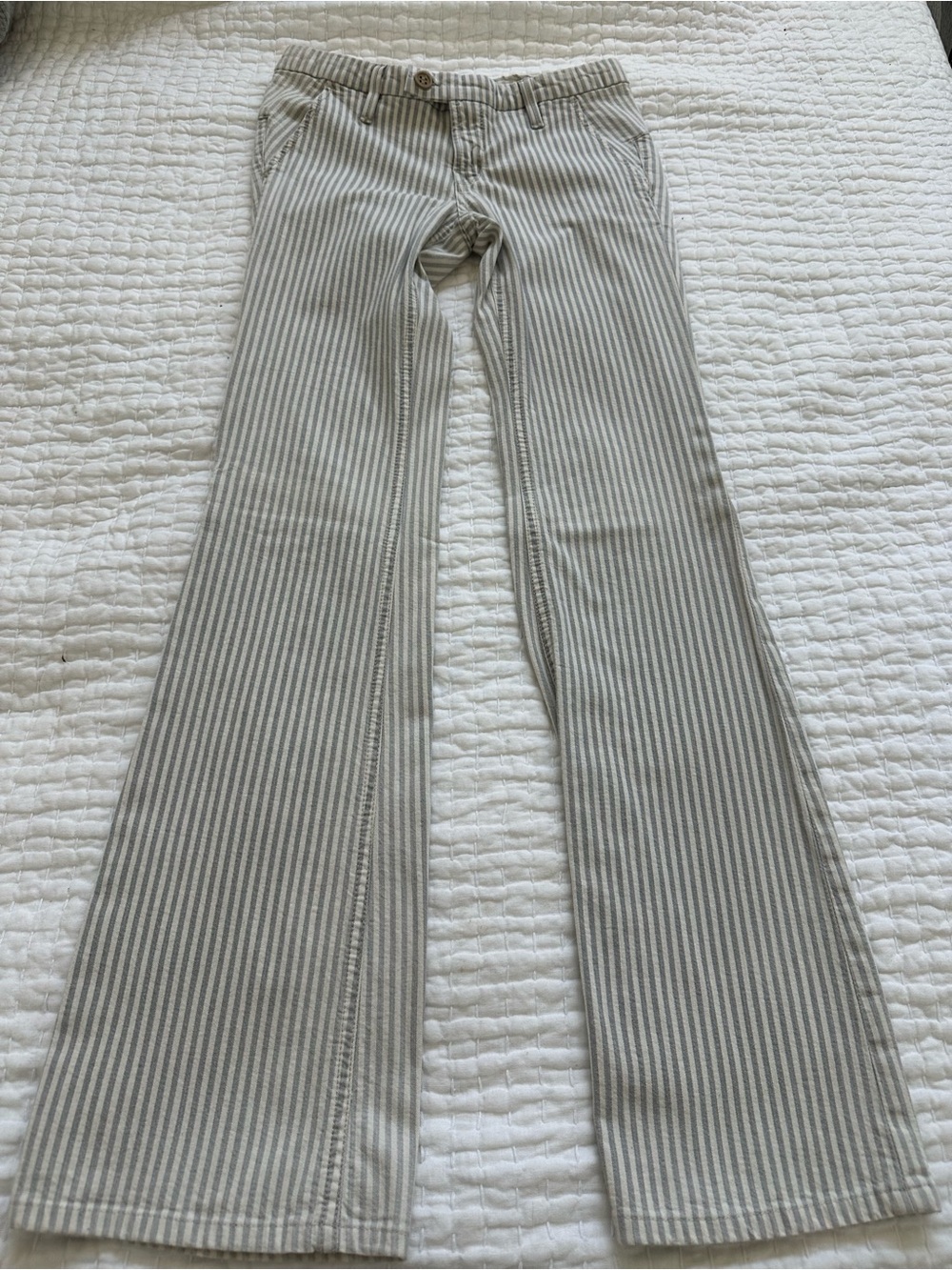 Raven Denim Jeans. Mackenzie Style in Ash Broad Stripe.